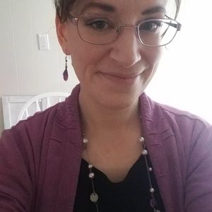 Meet your Posher, Candace